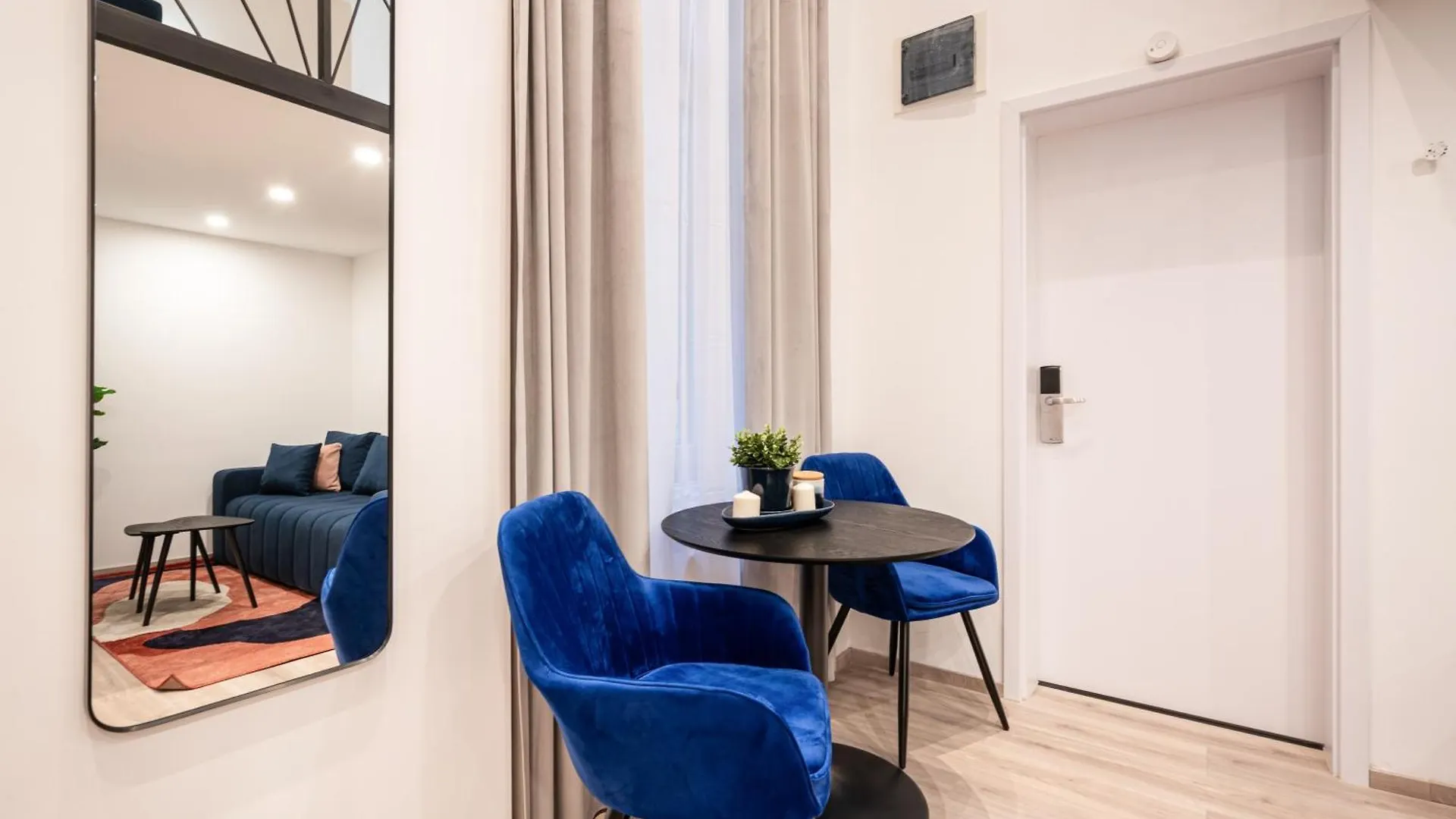 شقة E44 - Erzsebet Boulevard Residence - Best Location By Bqa بودابست