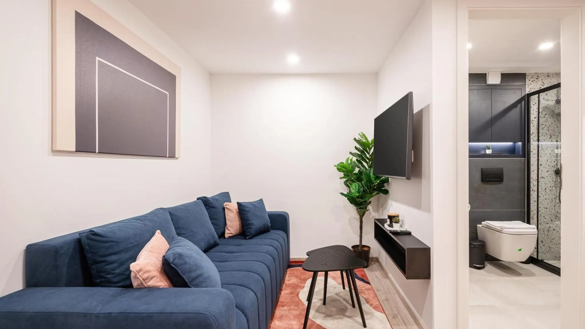 E44 - Erzsebet Boulevard Residence - Best Location By Bqa بودابست 0*,  المجر